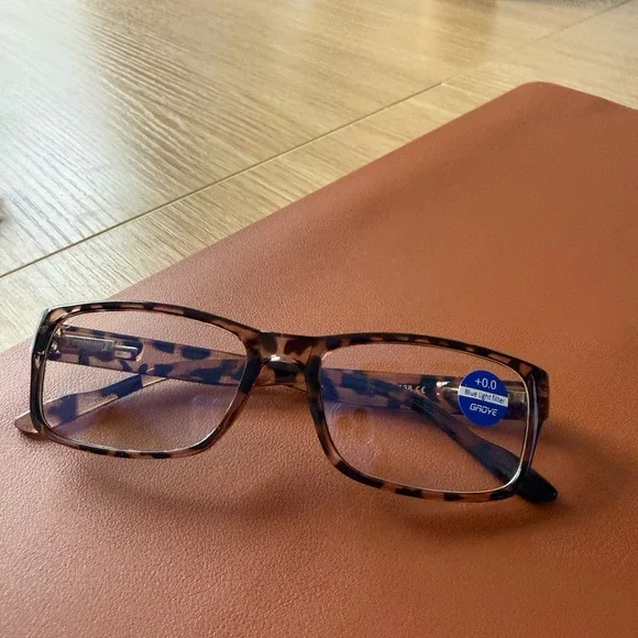 Tortoise Shell Rectangular Glasses - Picture 1 of 2